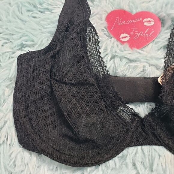 Victoria's Secret Women's Black Mesh Unlined Demi - Picture 3 of 5